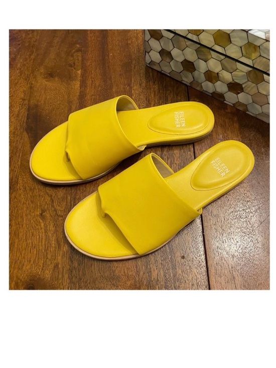 Eileen Fisher Shoes - Eileen Fisher Edge Leather Thong Slide Sandals in Butter Yellow 7.5
